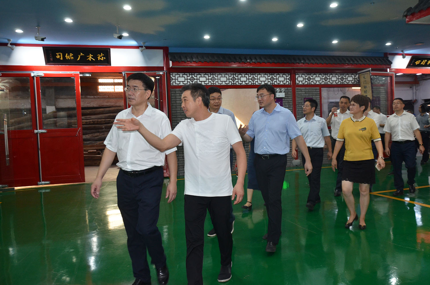 参观透明工厂2
